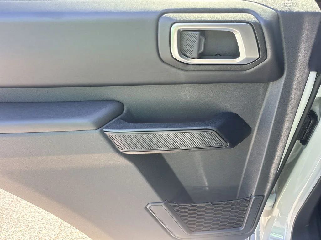New 2026 Avalanche Gray Ford Outer Banks image 21