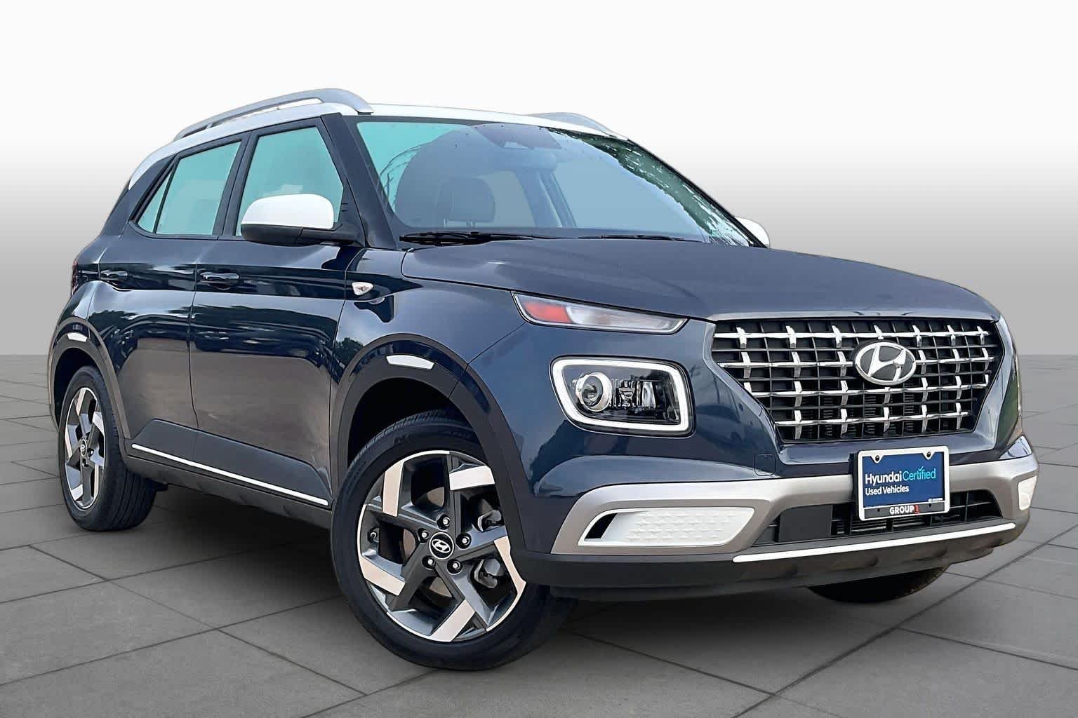 Used 2025 Denim w/White Roof Hyundai Limited image 3