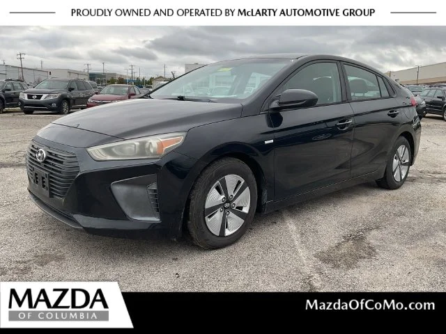 Used 2018 Black Hyundai Blue image 1
