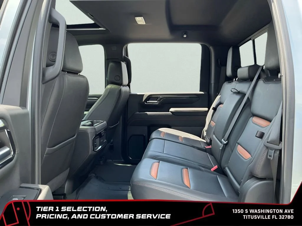 Used 2024 Sterling Metallic GMC AT4 image 25