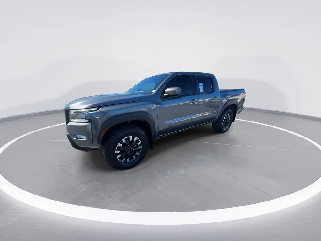 Used 2024 Gray Nissan PRO-4X image 4