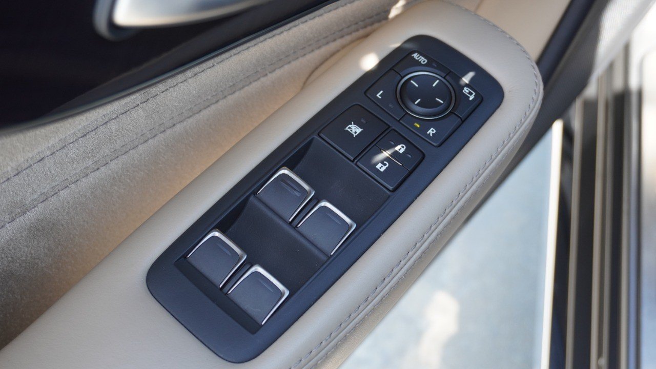 Certified Used 2022 Manganese Lexus LS 500 image 23
