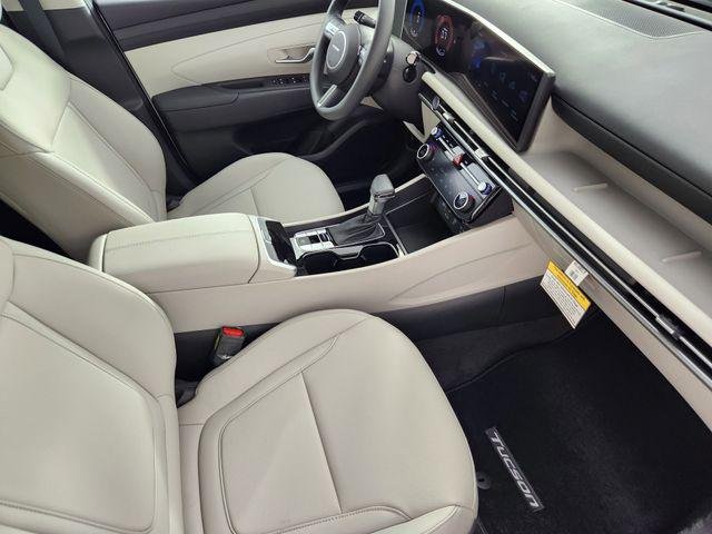 New 2026 White Hyundai SEL AWD image 17