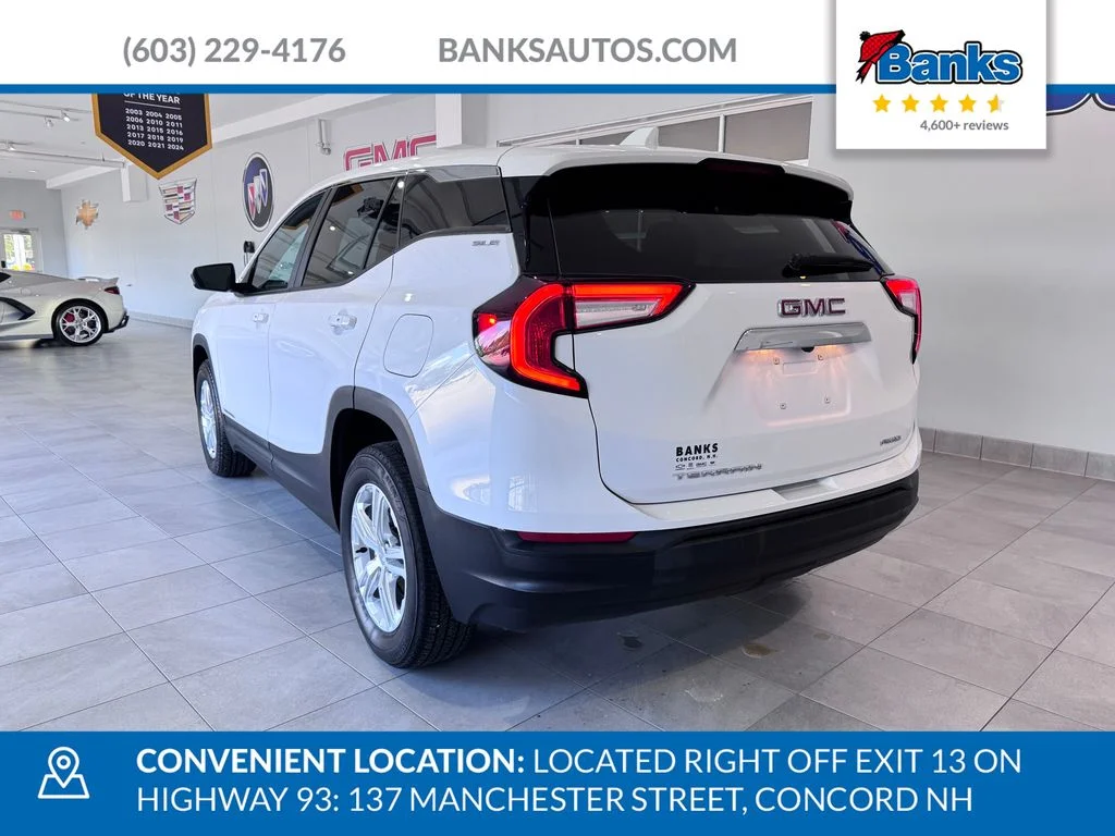 Used 2022 White GMC SLE image 5