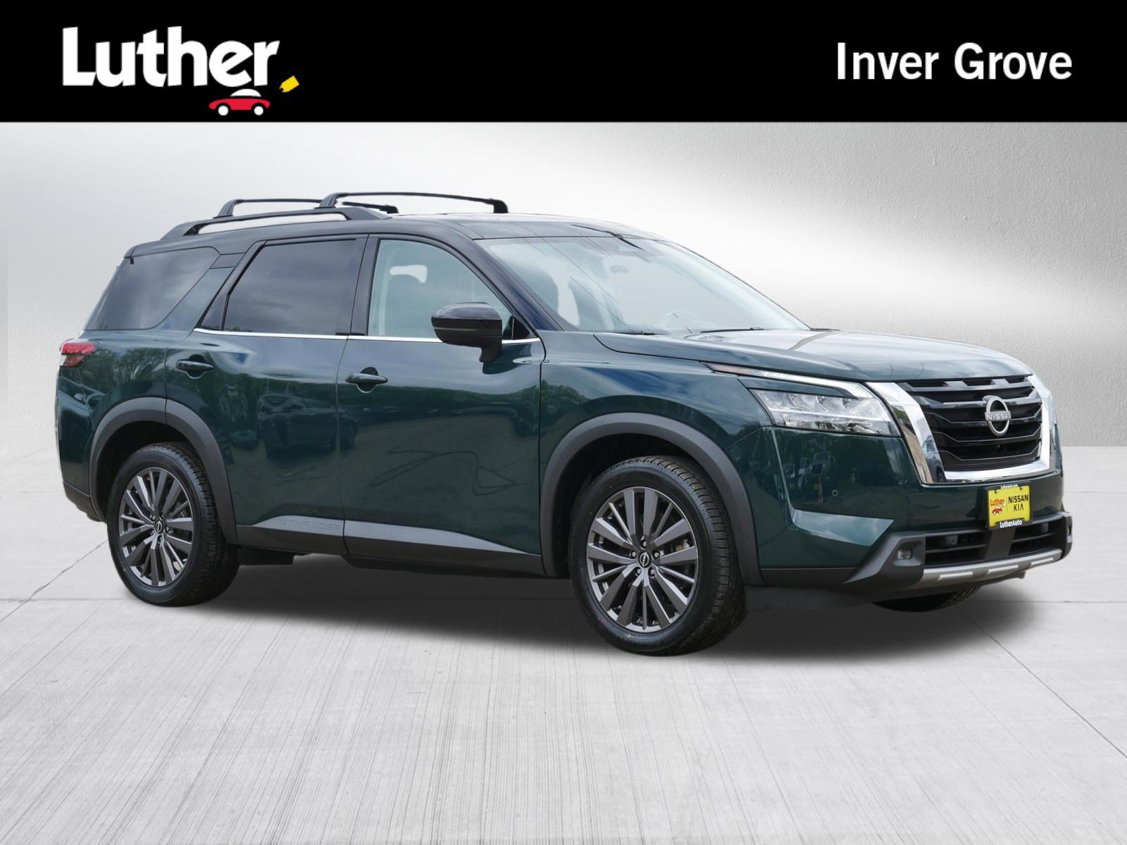2023 Nissan Pathfinder SL 4WD's photo