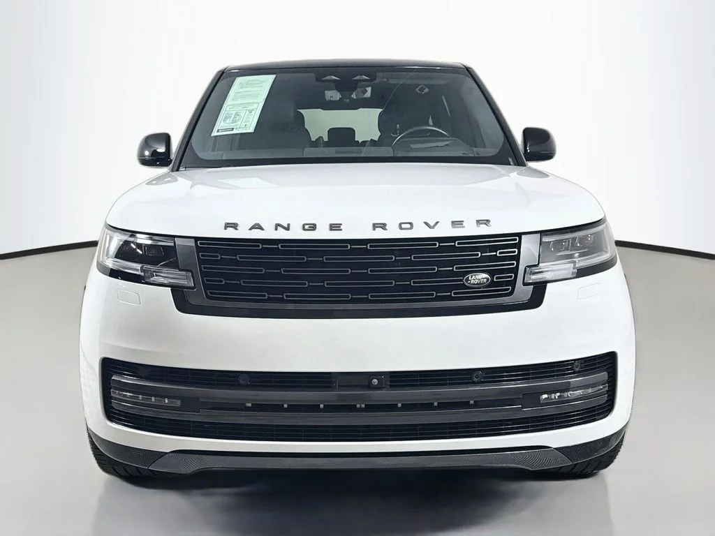 Certified Used 2024 White Land Rover SE image 2