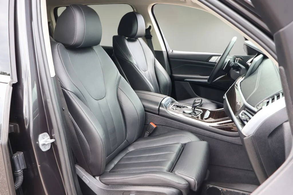 Used 2021 Gray BMW xDrive40i image 20