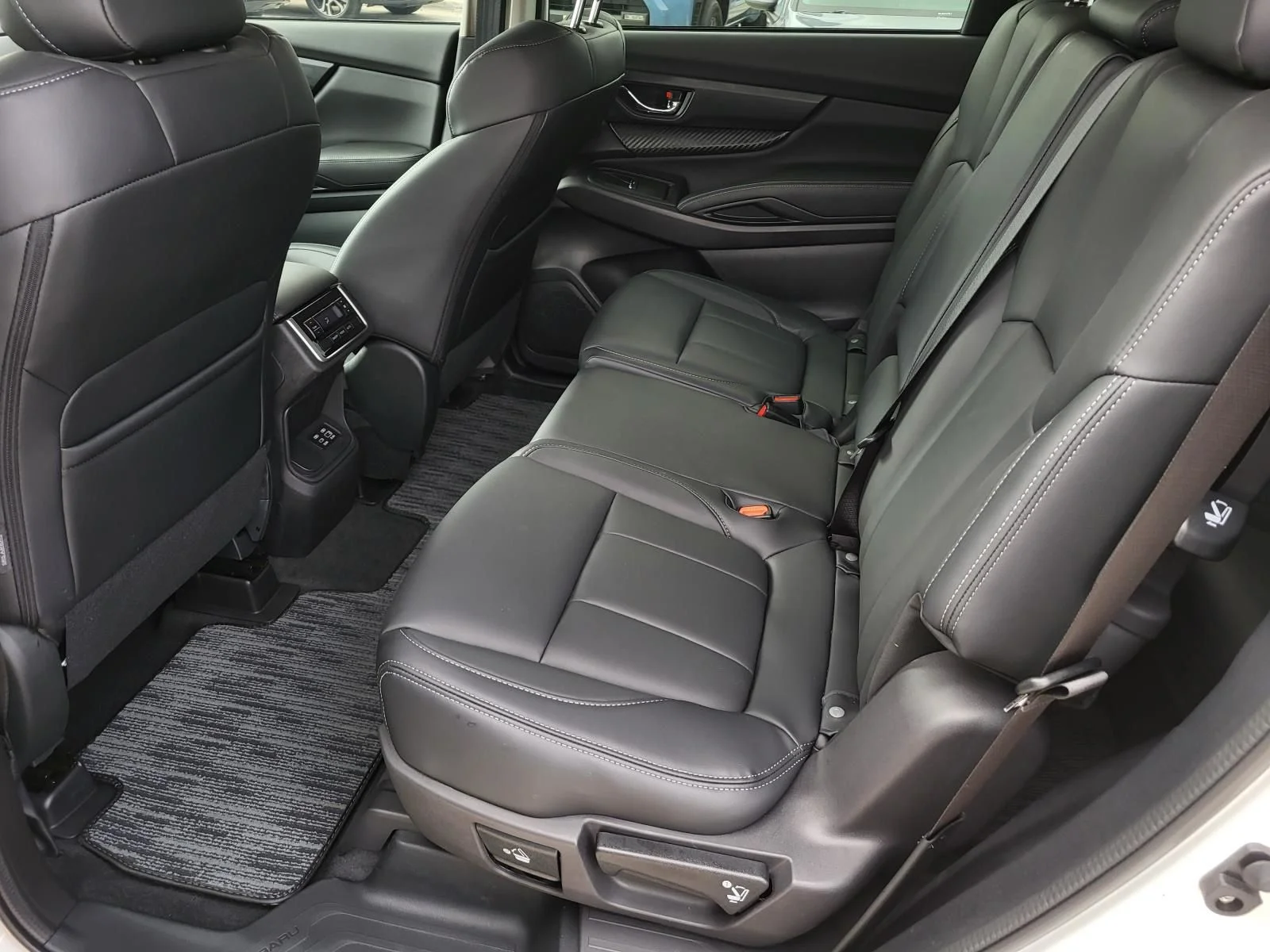 2026 Subaru Ascent Premium - Photo 13