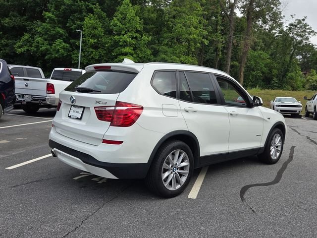 Used 2017 White BMW sDrive28i image 9