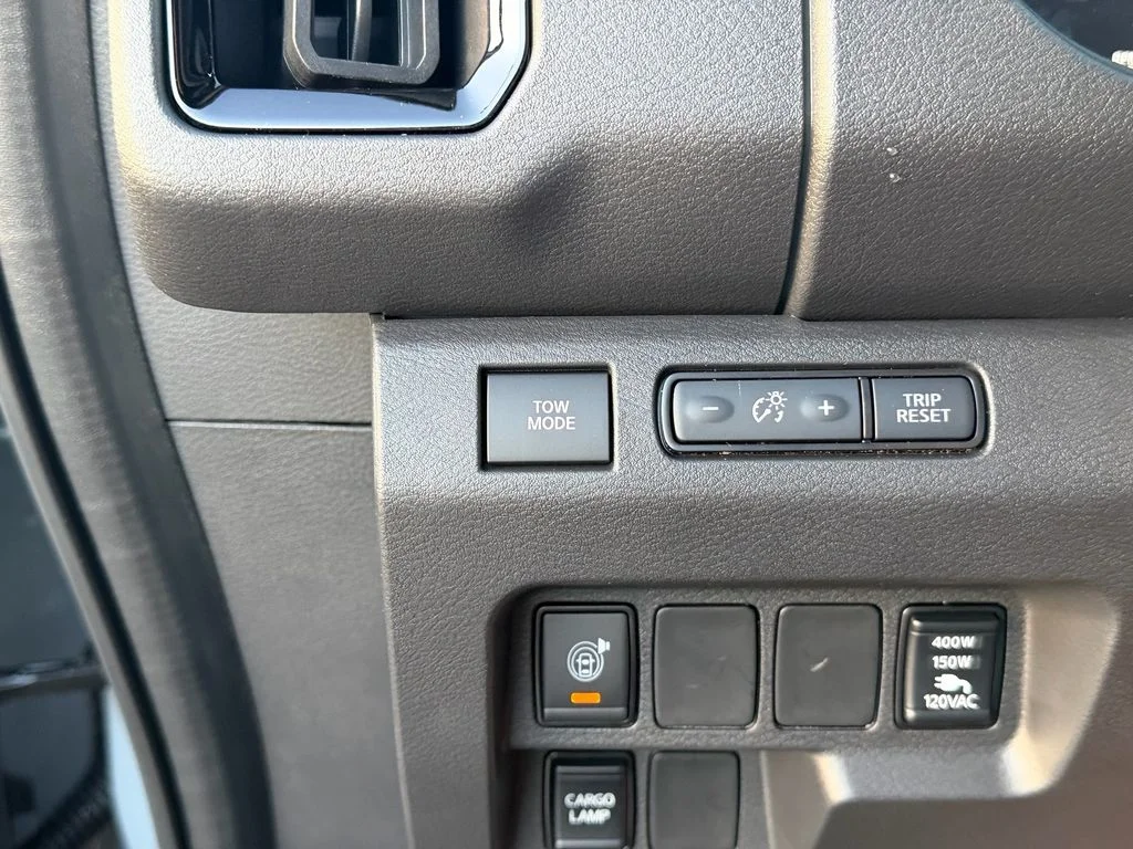 New 2027 Gray Nissan PRO-4X image 17