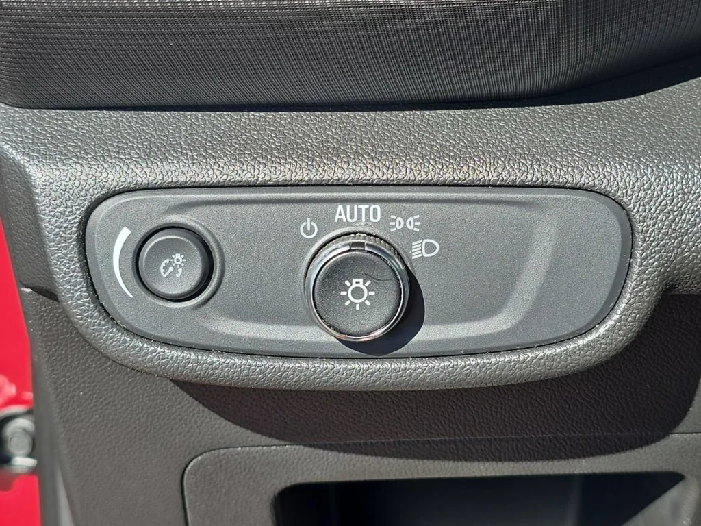 Used 2021 Red Chevrolet LS image 18