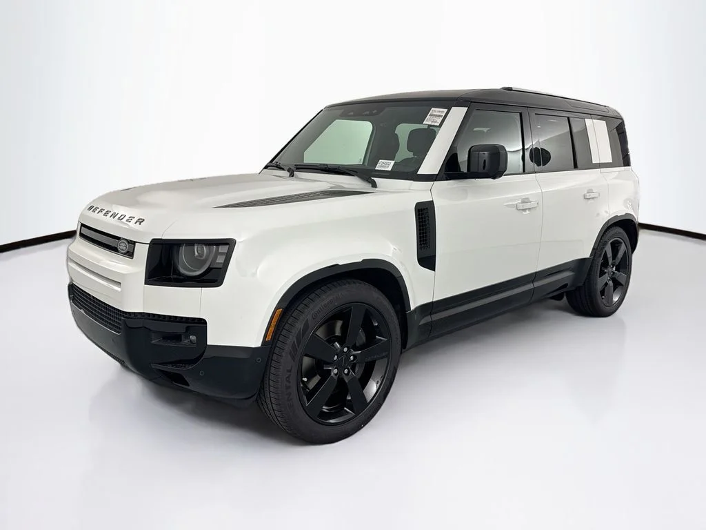 New 2026 Fuji White Land Rover X-Dynamic SE image 1