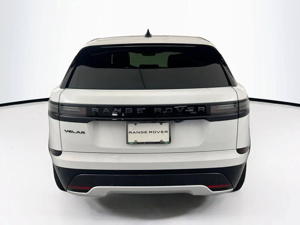 New 2026 Fuji White Land Rover Belgravia Edition image 6