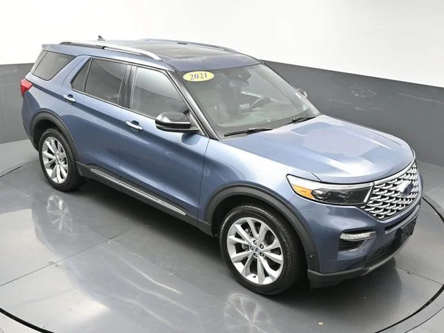 Used 2021 Blue Ford Platinum image 42