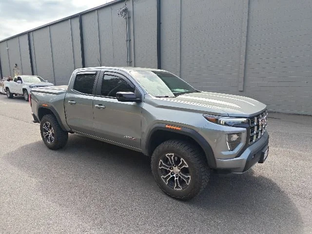 2024 GMC Canyon 4WD AT4 Crew Cab Short Box's photo