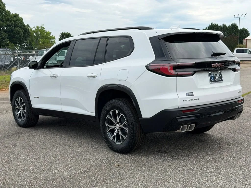 2026 GMC Acadia AT4 - Photo 28