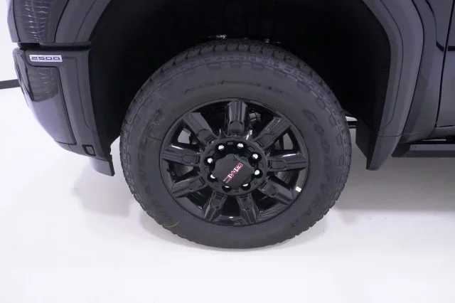 New 2026 Onyx Black GMC AT4 image 14