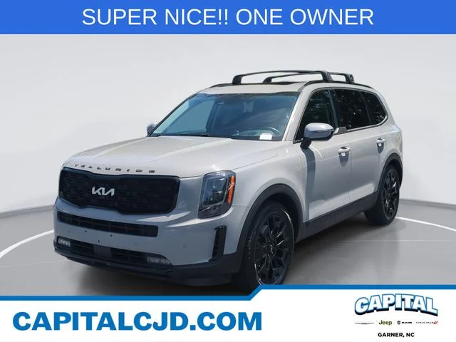 Used 2022 Gray Kia SX image 1