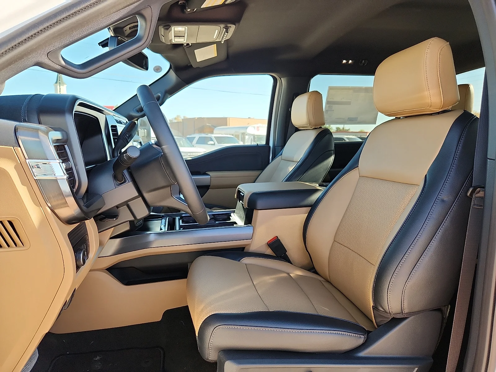 New 2026 Oxford White Ford Lariat image 17