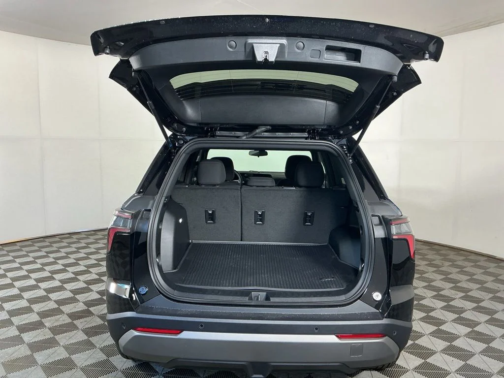 New 2027 Black Chevrolet LT image 7