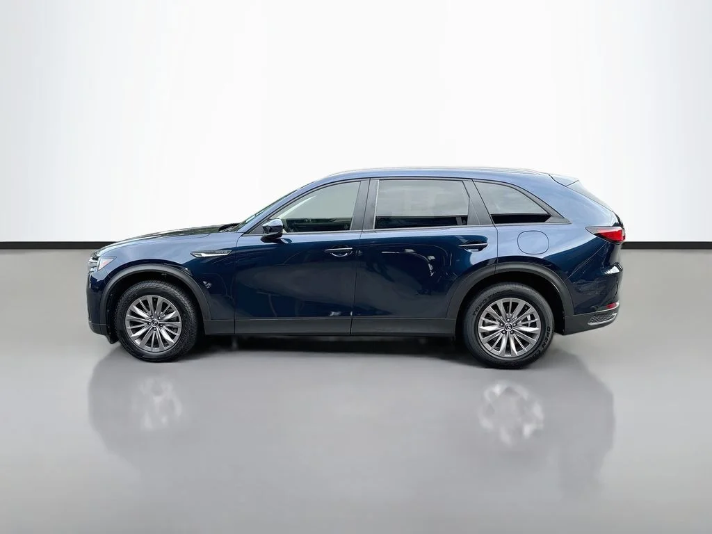 Certified Used 2025 Crystal Blue Mazda 3.3 Turbo Select image 4