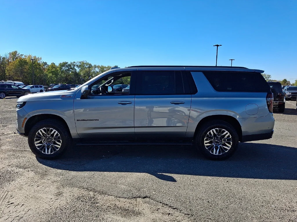 Used 2025 Sterling Gray Metallic Chevrolet Z71 image 7