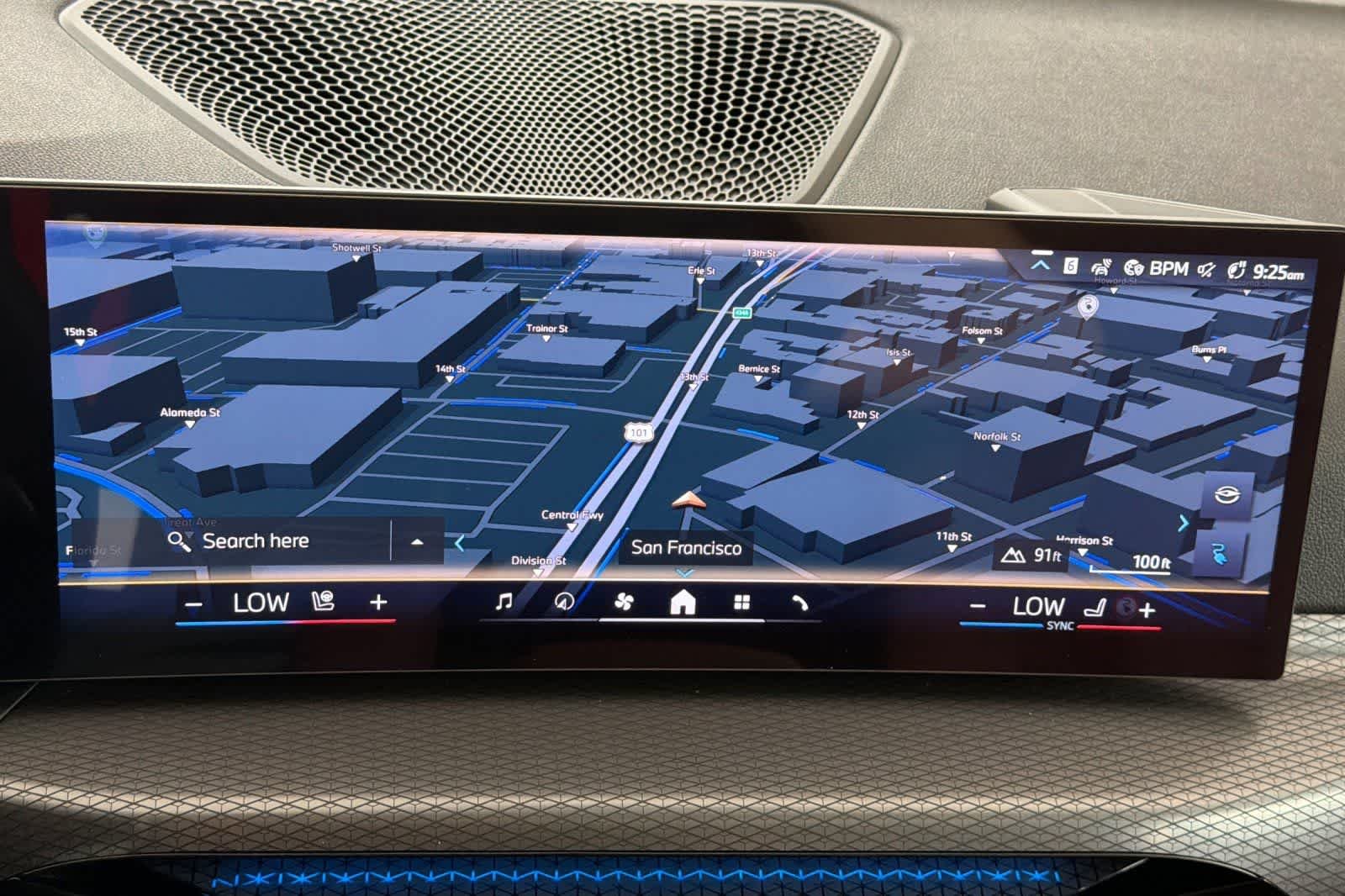 New 2026 Brooklyn Grey Metallic BMW xDrive40 image 18