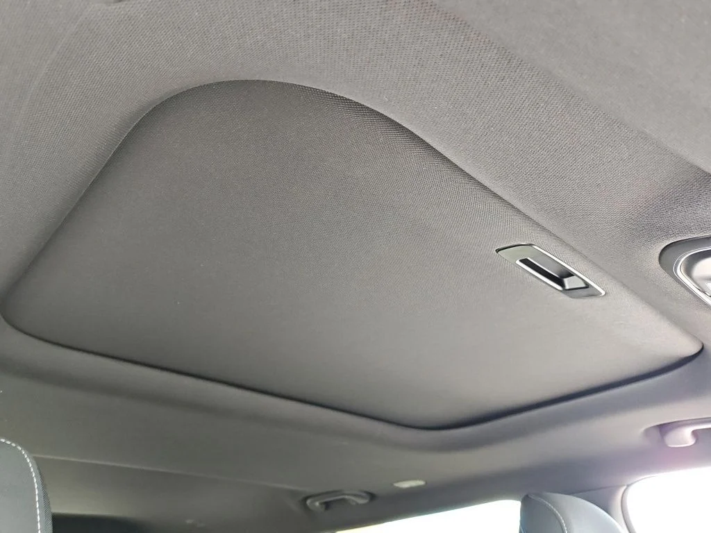 New 2026 Baltic Gray Metallic Clear-Coat Exterior Paint Jeep Altitude image 47