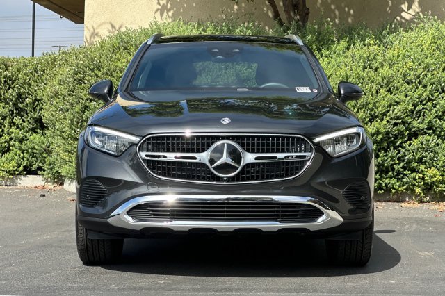 Used 2025  Mercedes-Benz GLC 300 image 8