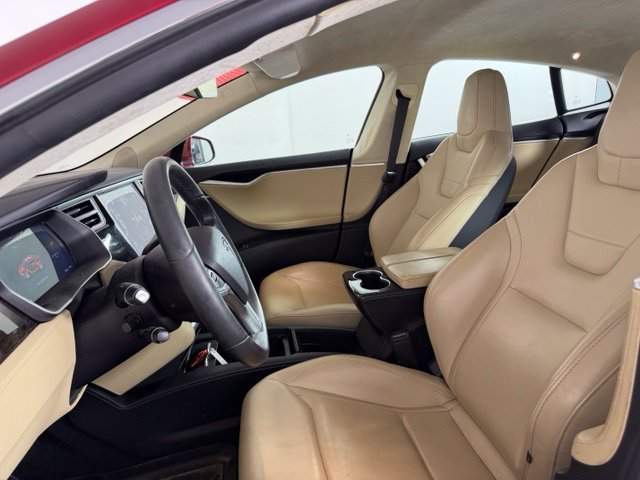 Used 2016 Red Multi-Coat Tesla  image 5