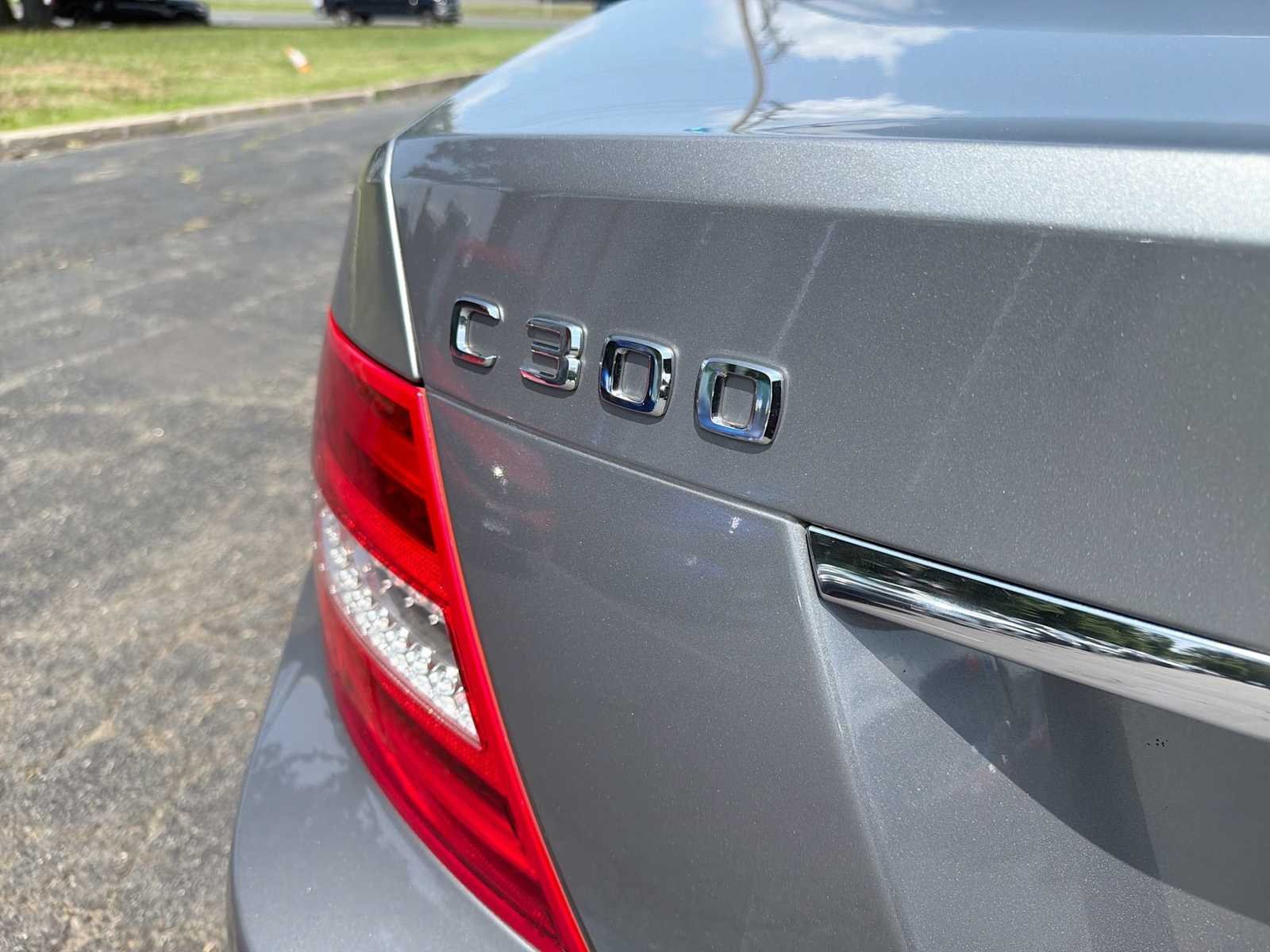 Used 2014 Palladium Silver Metallic Mercedes-Benz C 300 Luxury image 18