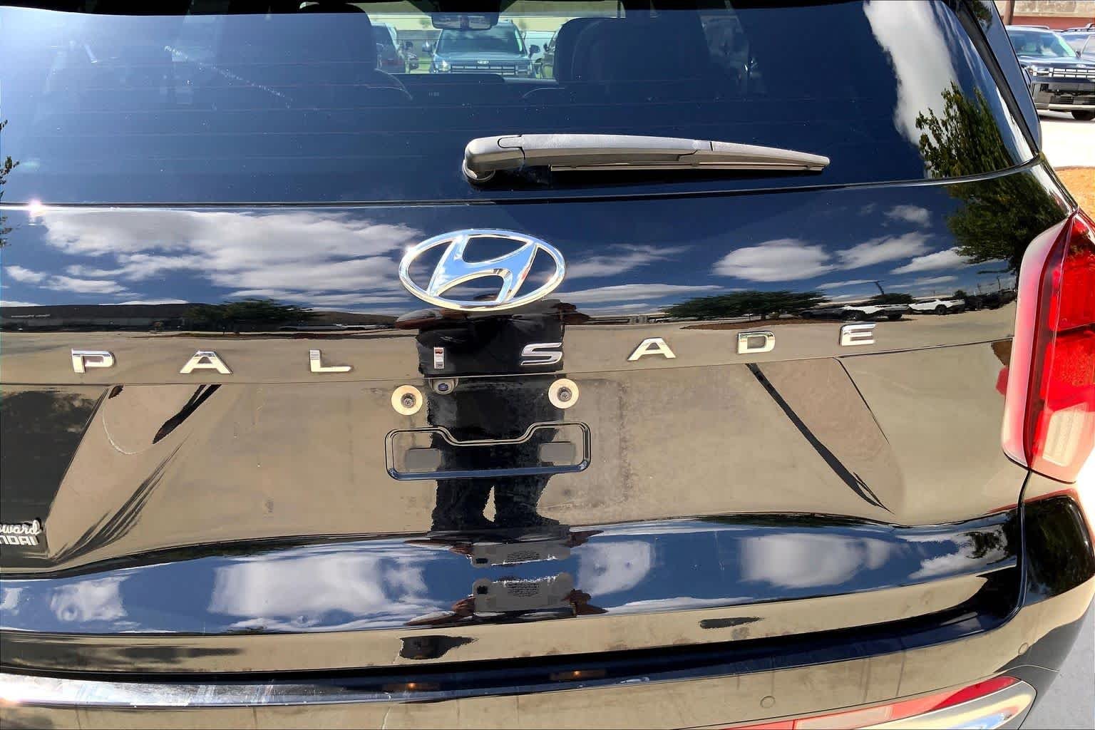 Used 2023 Abyss Black Pearl Hyundai Calligraphy image 32
