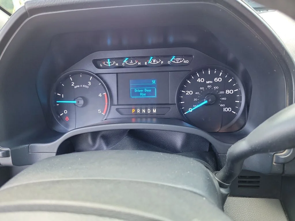 Used 2020 Oxford White Ford XL image 31