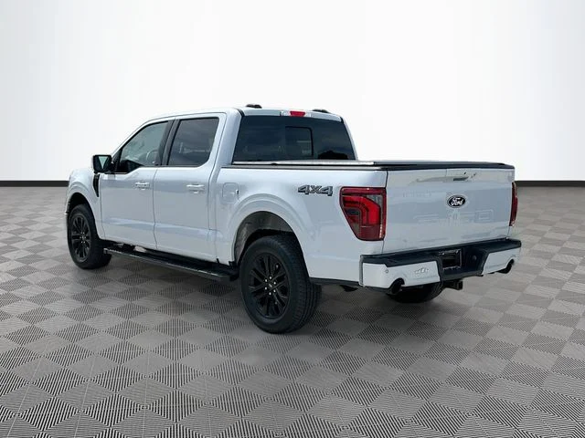 Used 2025 White Ford Lariat image 7