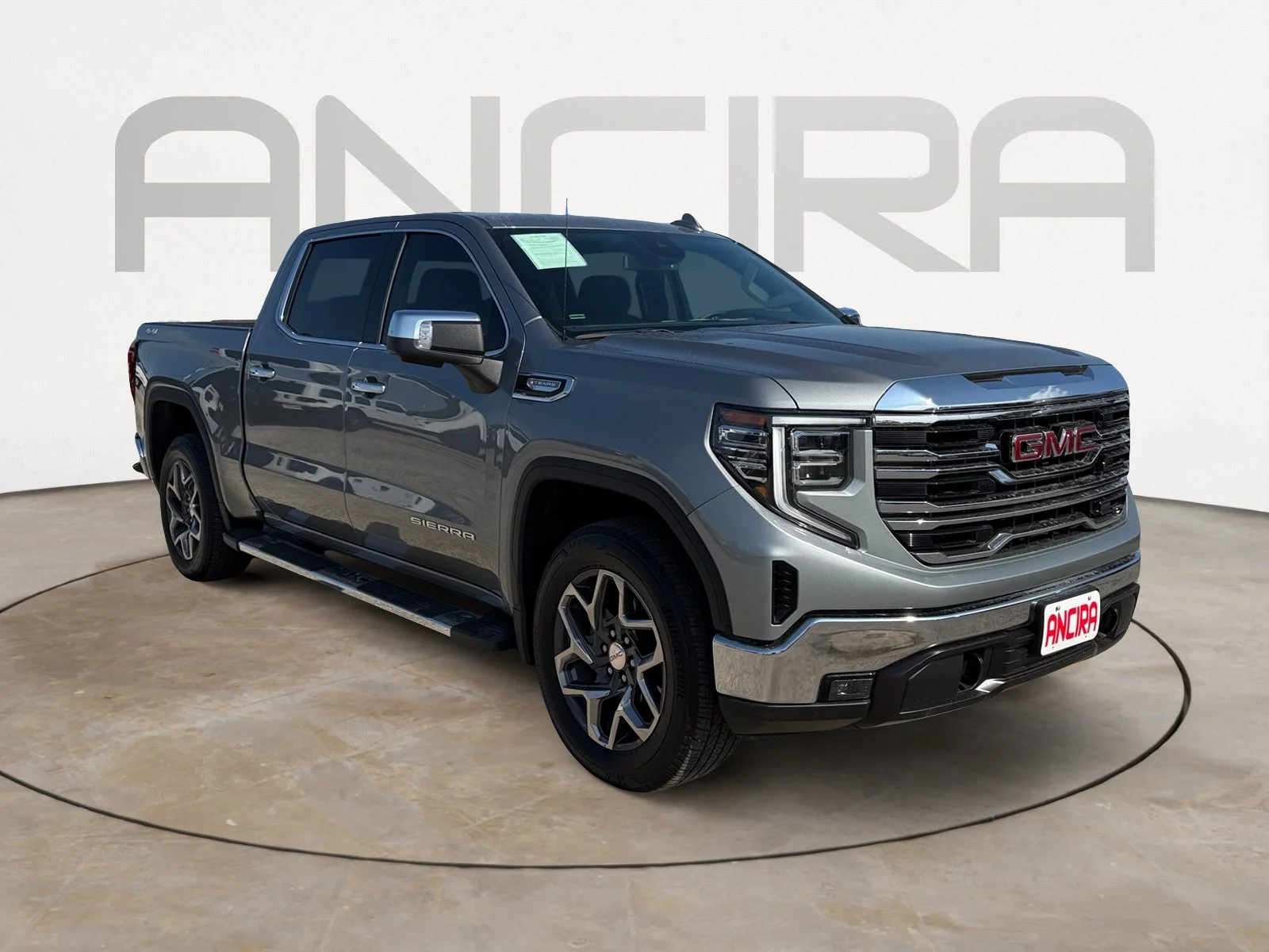 Used 2025 Sterling Metallic GMC SLT image 3