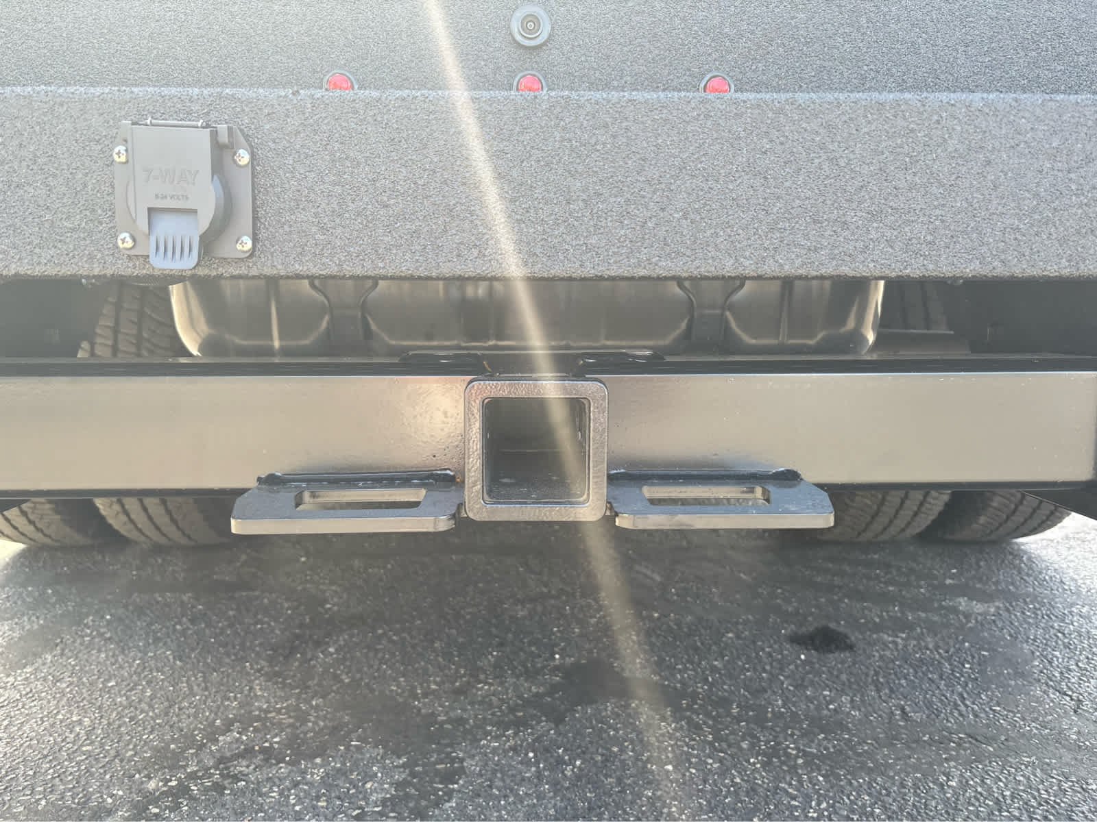 2025 Ford F-350 Super Duty Chassis Cab XLT - Photo 10