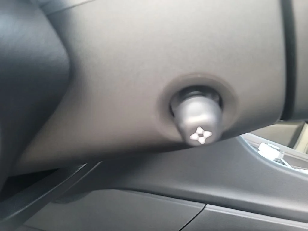 Used 2025 Silver Jeep Limited image 16