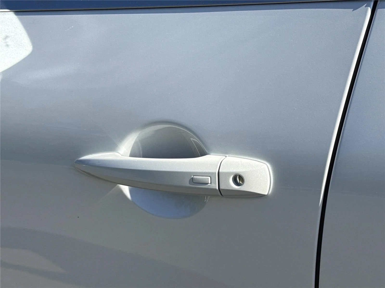 Used 2025 Everest White Pearl Tricoat/Super Black Nissan Platinum image 35