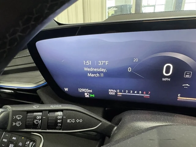 Used 2025 WHITE BUICK Preferred image 17