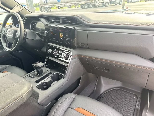 Used 2026 Black GMC AT4 image 26