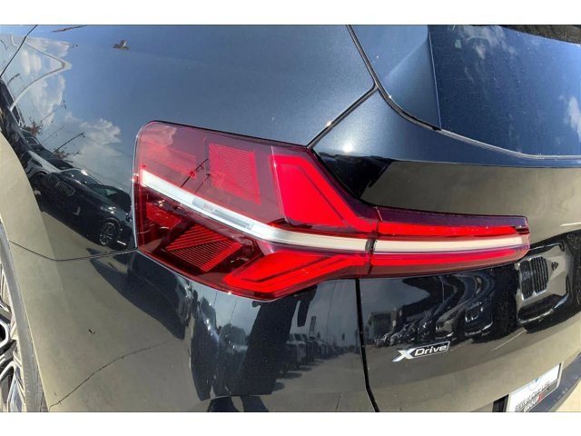 New 2026 Black Sapphire Metallic BMW 30 xDrive image 14