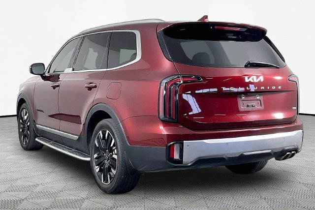 Used 2024 Red Kia SX-Prestige image 4