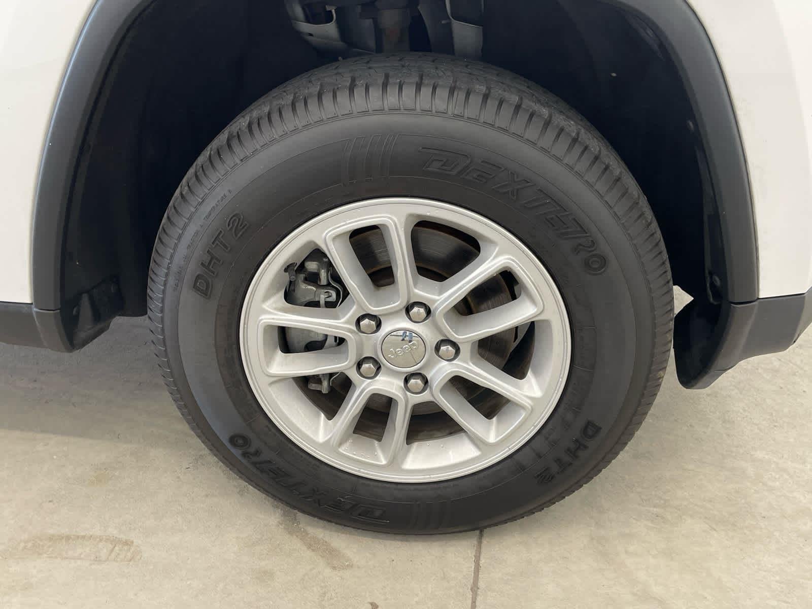 Used 2015 Bright White Clearcoat Jeep Laredo image 18