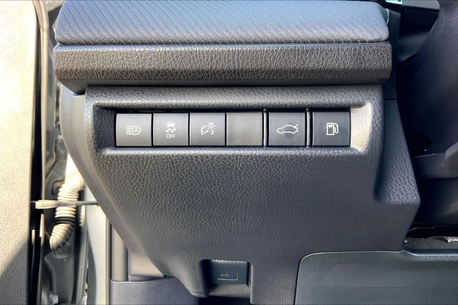 Used 2025 Heavy Metal Toyota SE image 33
