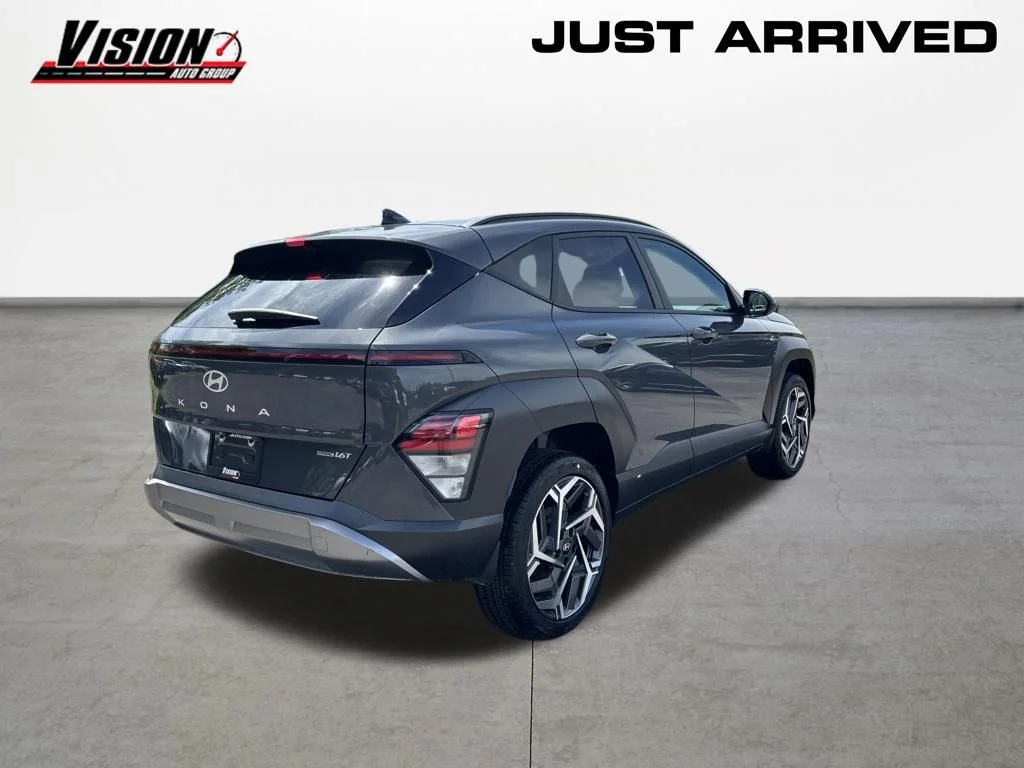 New 2026 Gray Hyundai SEL Premium image 6