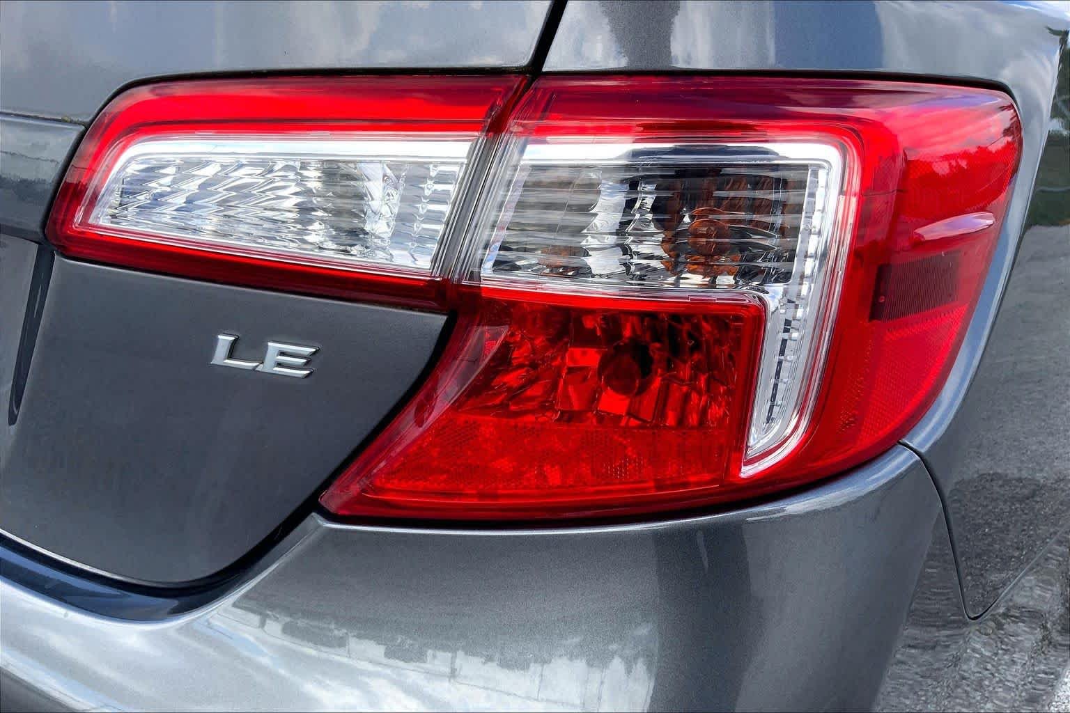 Used 2014 Magnetic Gray Metallic Toyota LE image 30