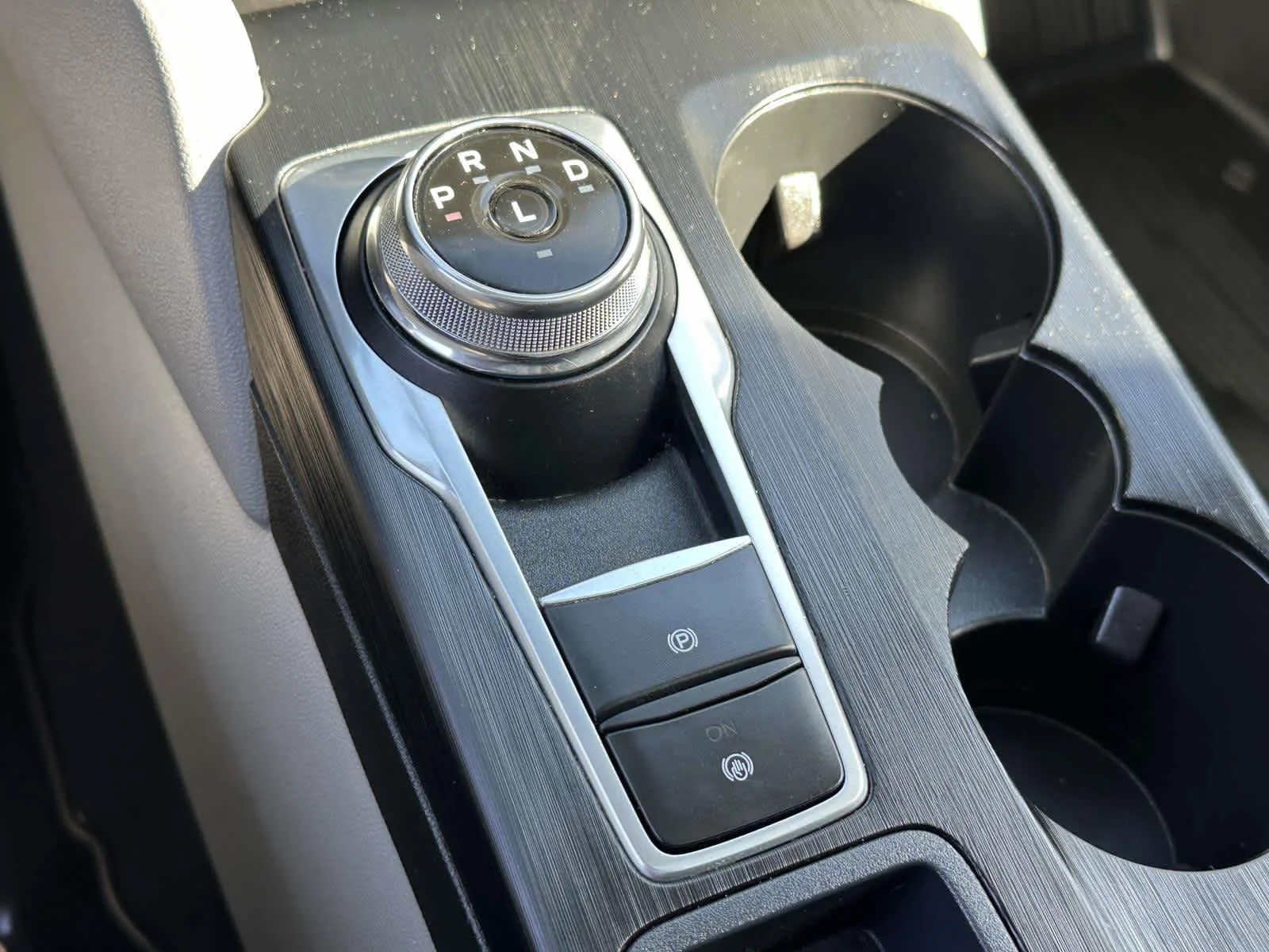 Used 2023 Carbonized Gray Metallic Ford Platinum image 38