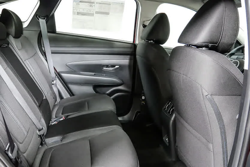 New 2026 Rockwood Green Hyundai SEL FWD image 30
