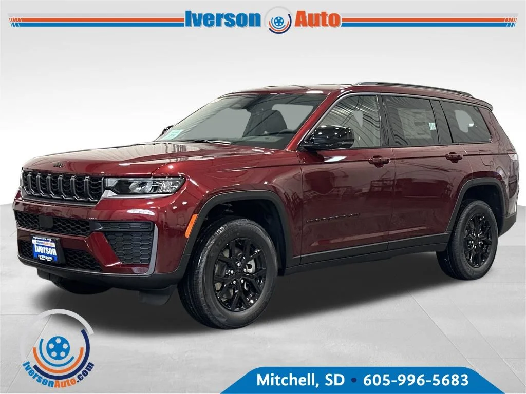 New 2026 Velvet Red Pearl-Coat Exterior Paint Jeep Laredo image 3