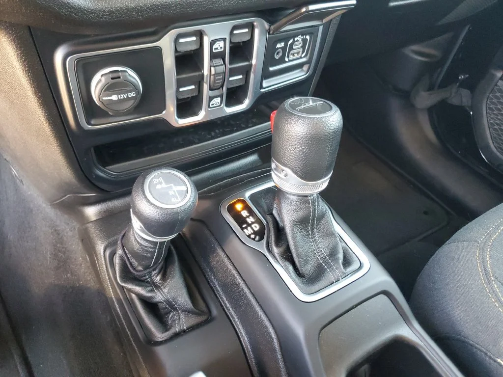 Certified Used 2024 Black Jeep Sport S image 30